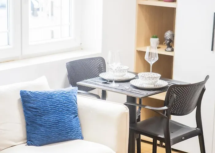 Matisse No17 - Center Tirana